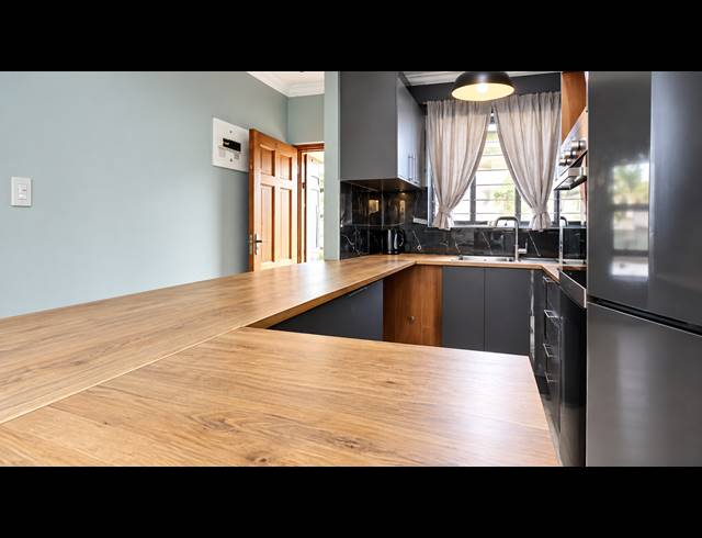 2 BEDROOM APARTMENT FOR SALE IN BLACKHEATH
